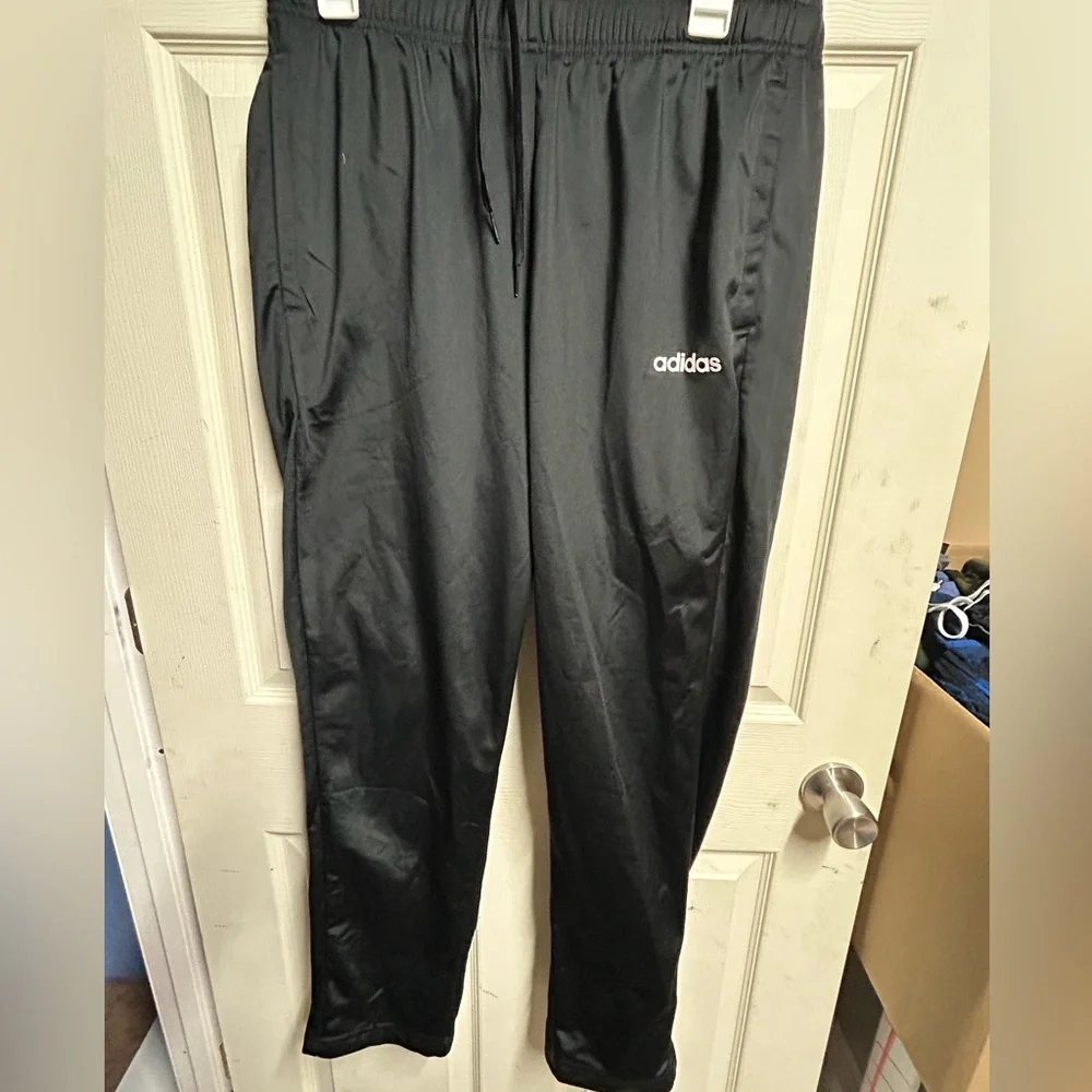 Adidas Black Pants - Size Large - Pockets - 100% Polyester - Picture 1 of 4